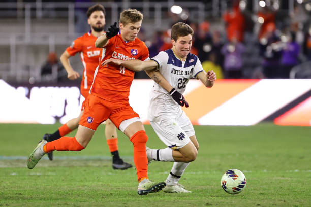 他与活塞的 他与活塞的