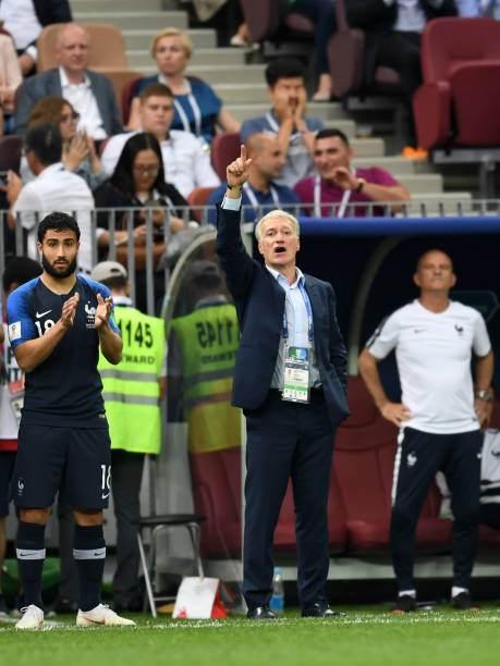 在他眼中 在他眼中